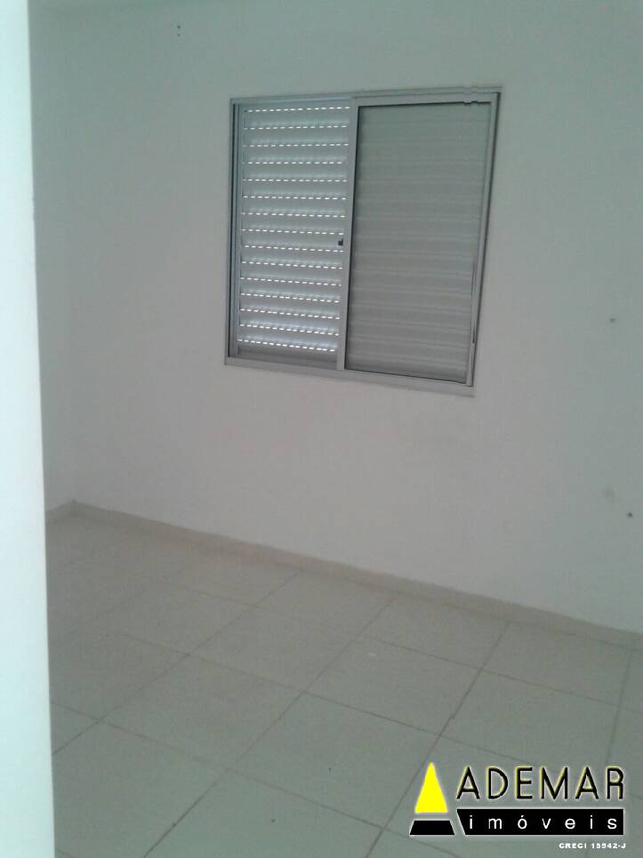 Apartamento à venda com 2 quartos, 47m² - Foto 4