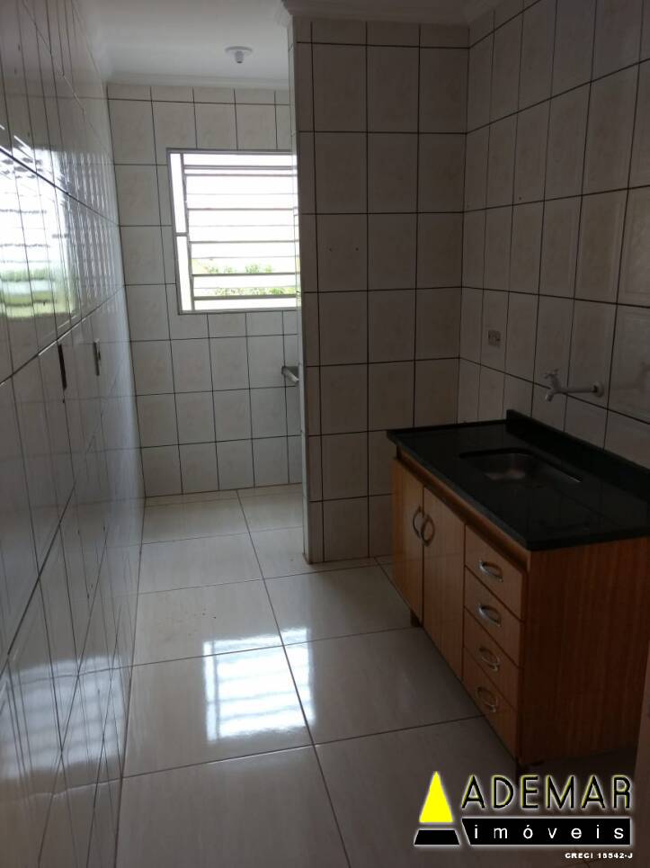 Apartamento à venda com 2 quartos, 44m² - Foto 2