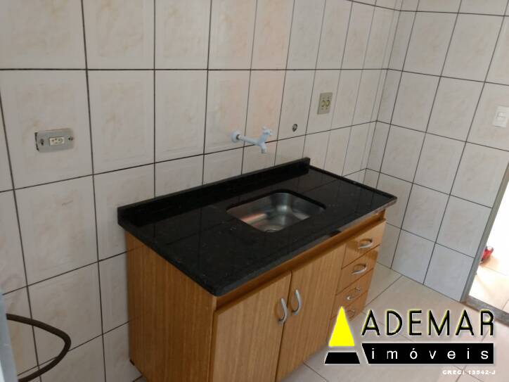 Apartamento à venda com 2 quartos, 44m² - Foto 14