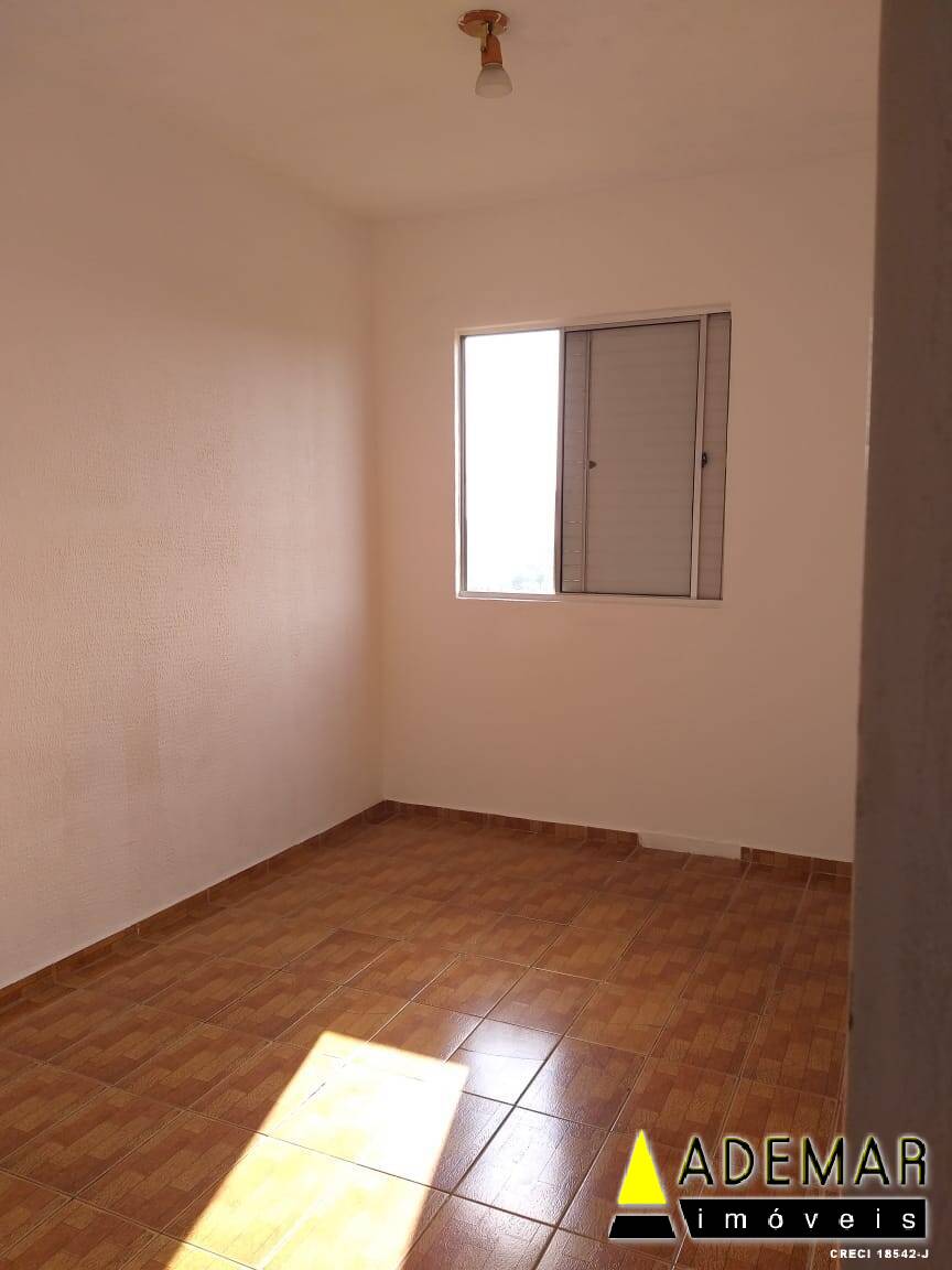 Apartamento à venda com 2 quartos, 50m² - Foto 13