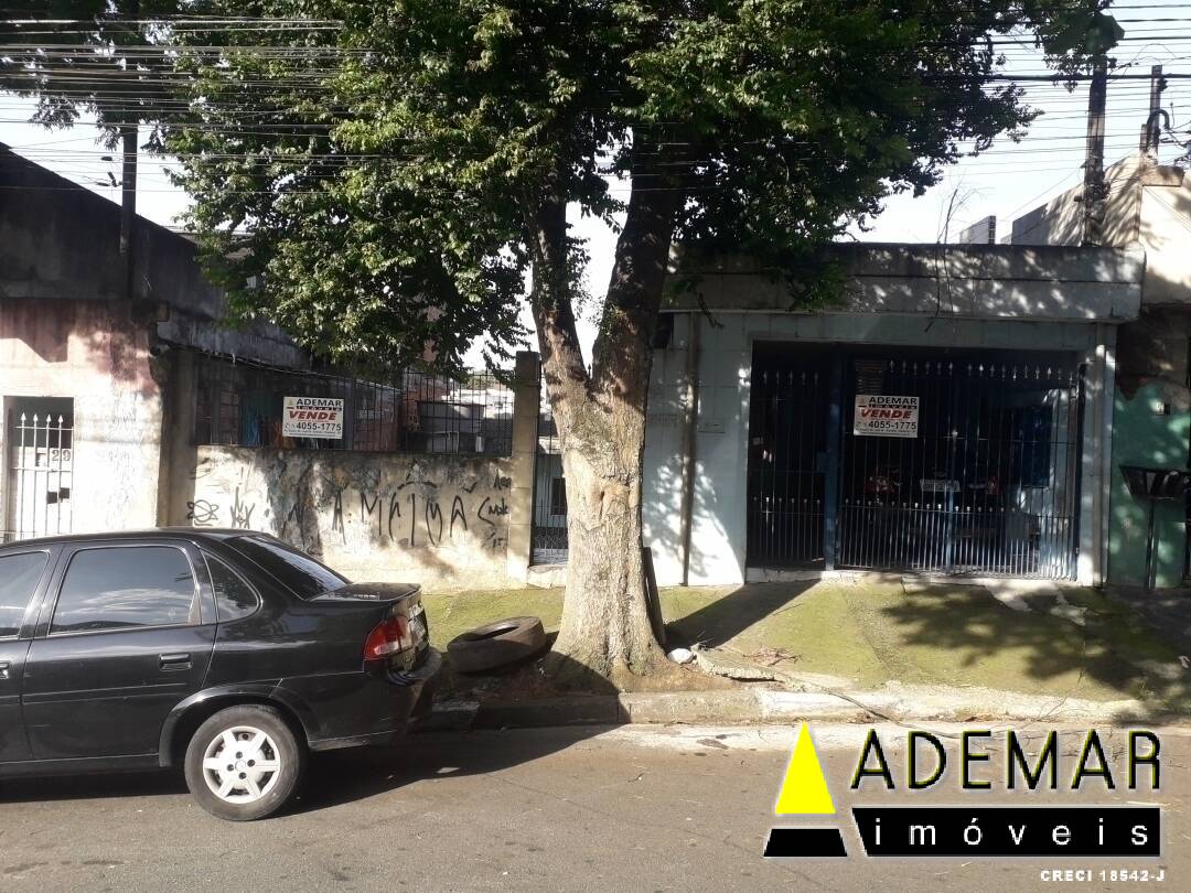 Casa à venda com 6 quartos, 200m² - Foto 13