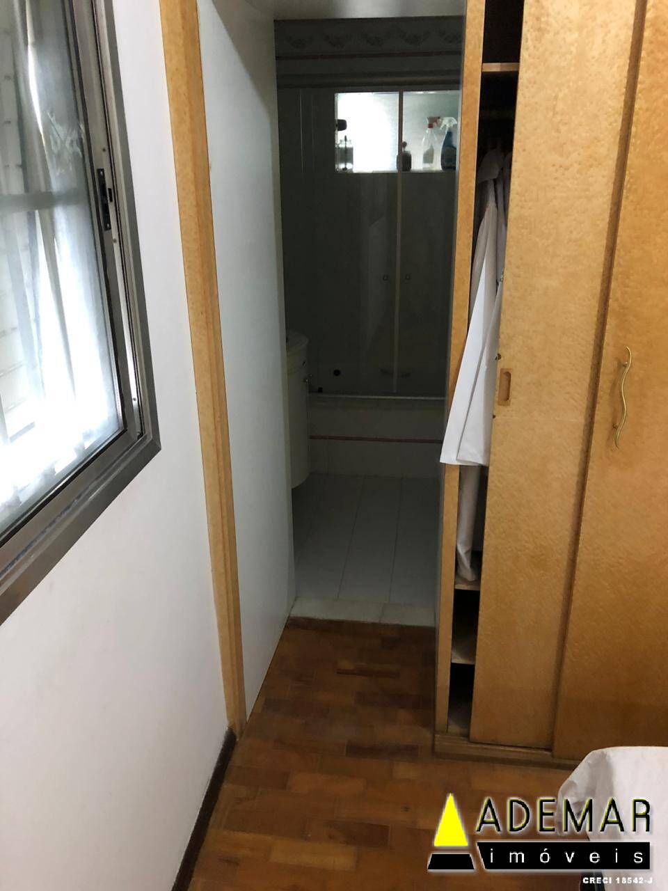 Apartamento à venda com 3 quartos, 107m² - Foto 18