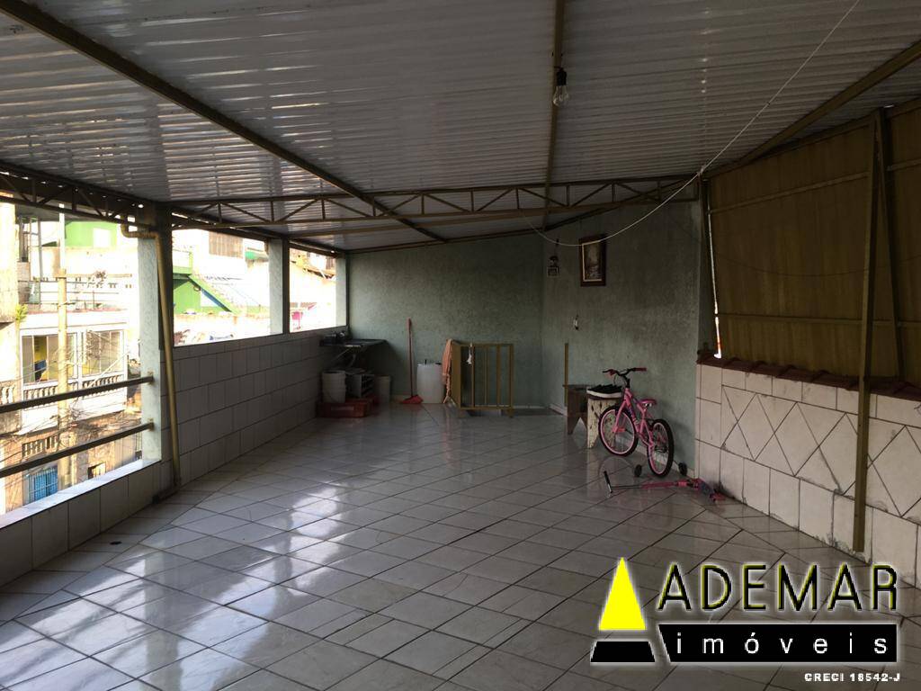 Casa à venda com 3 quartos, 600m² - Foto 10