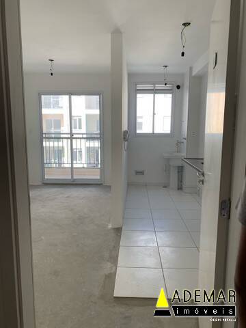 Apartamento à venda com 2 quartos, 60m² - Foto 1