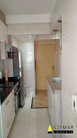 Apartamento à venda com 2 quartos, 44m² - Foto 7