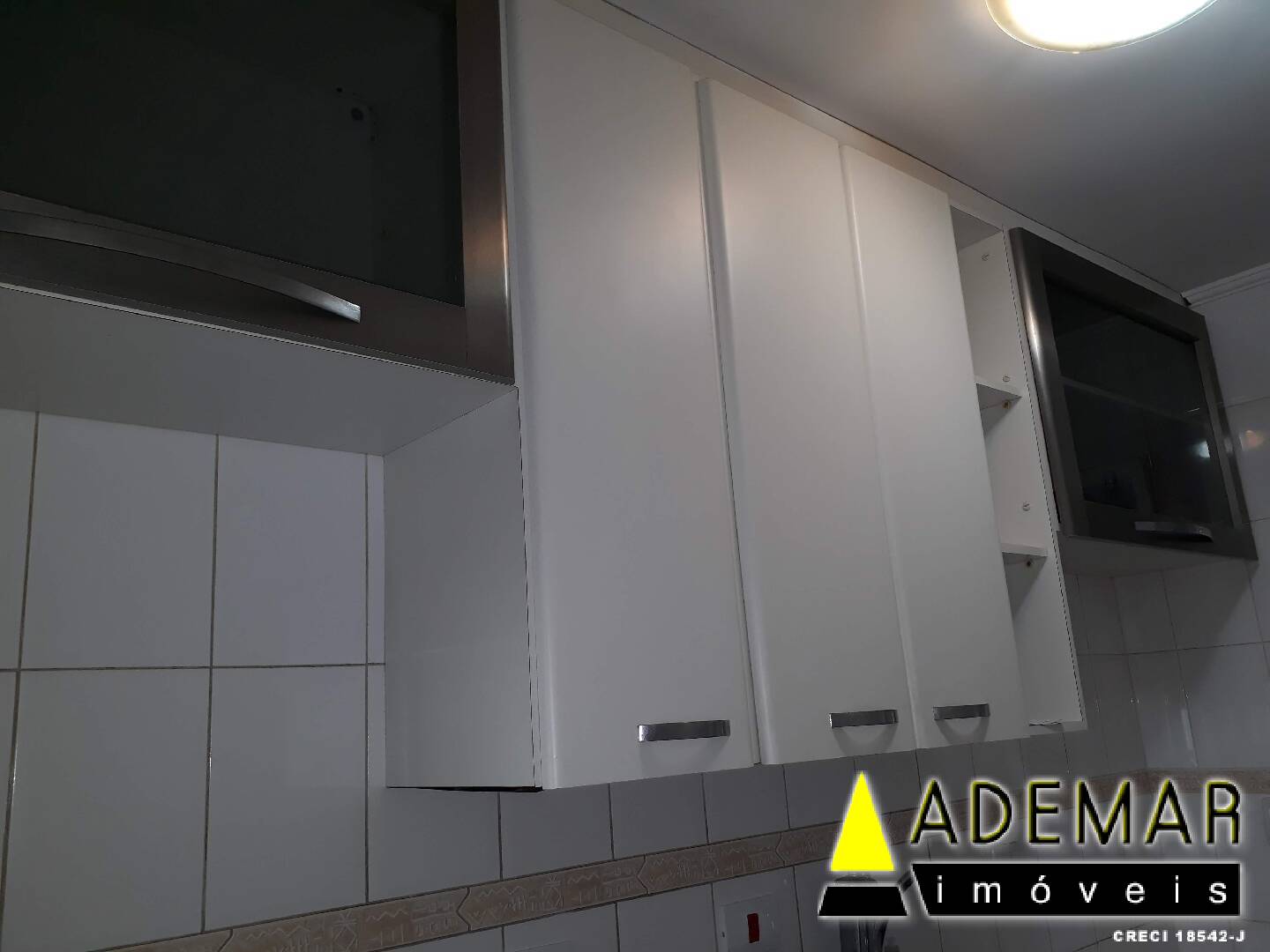 Apartamento à venda com 3 quartos, 64m² - Foto 19