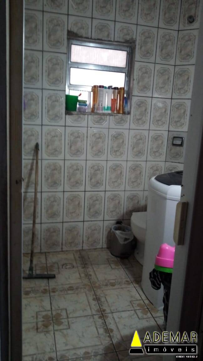 Casa à venda com 3 quartos, 100m² - Foto 11