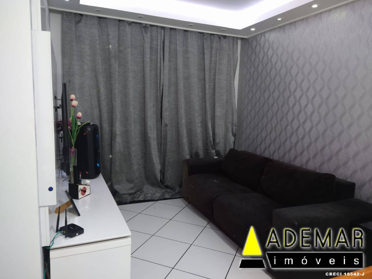 Apartamento à venda com 2 quartos, 48m² - Foto 1