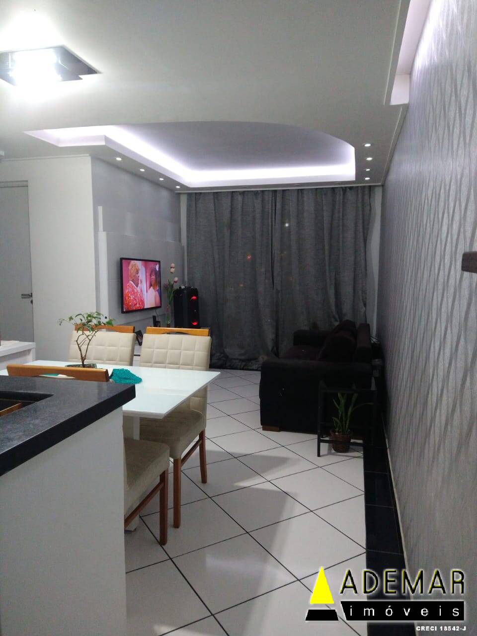 Apartamento à venda com 2 quartos, 48m² - Foto 4