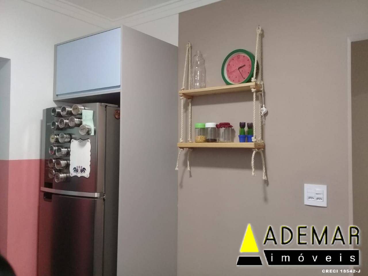 Apartamento à venda com 3 quartos, 74m² - Foto 4