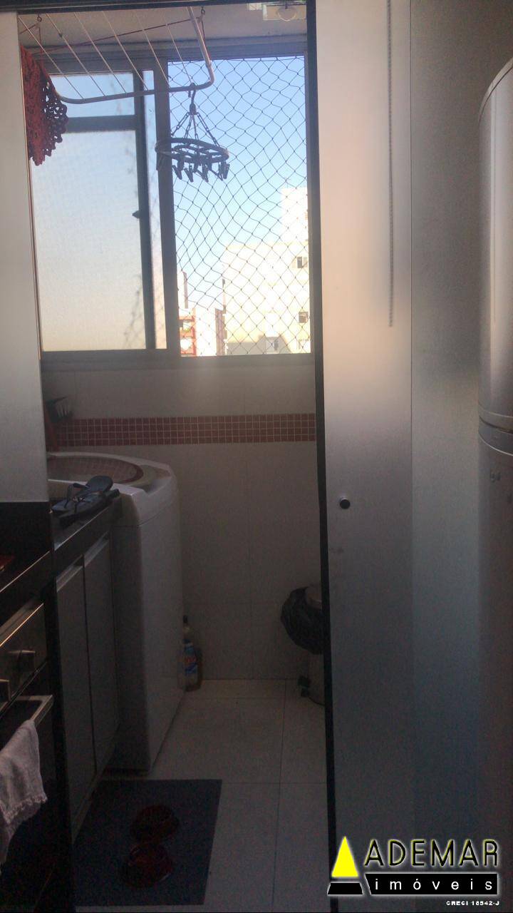 Apartamento à venda com 2 quartos, 59m² - Foto 16