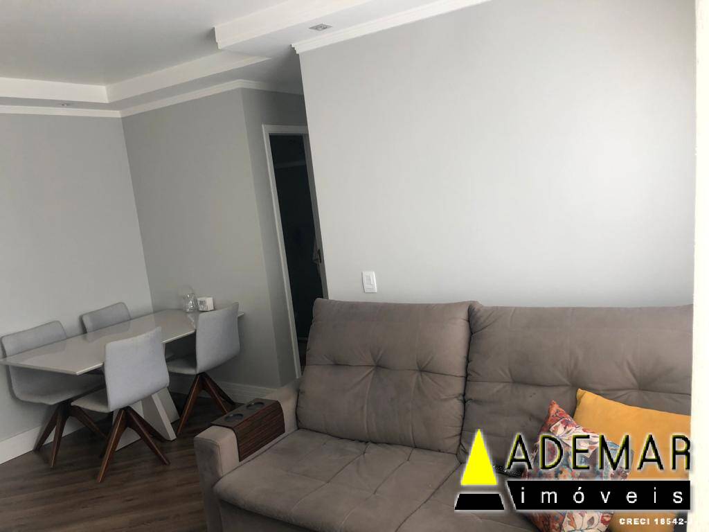 Apartamento à venda com 2 quartos, 43m² - Foto 2