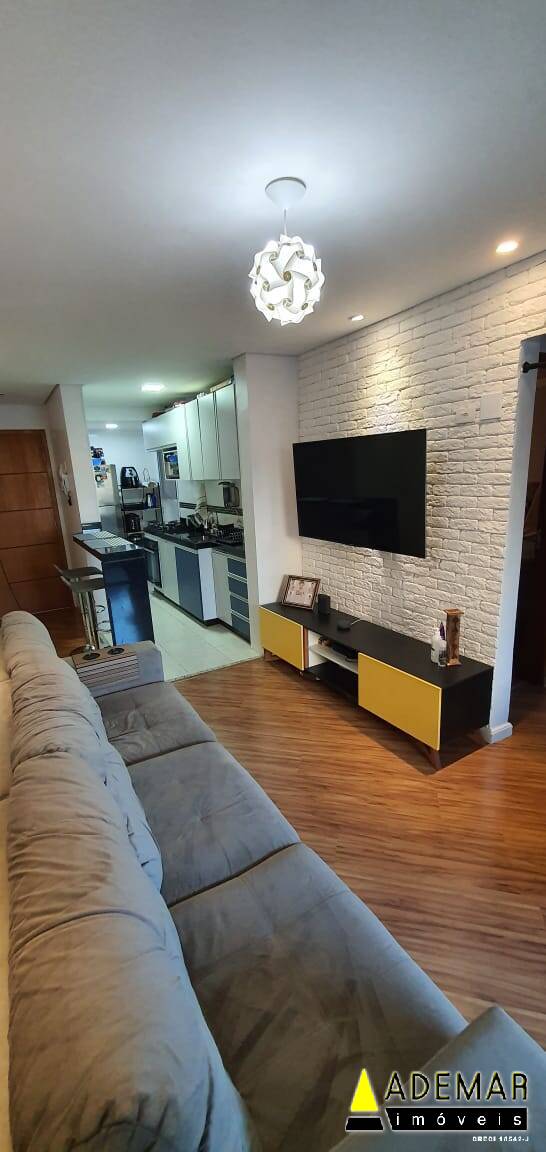 Apartamento à venda com 2 quartos, 66m² - Foto 1