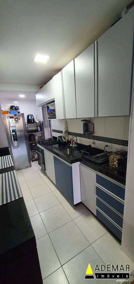 Apartamento à venda com 2 quartos, 66m² - Foto 8