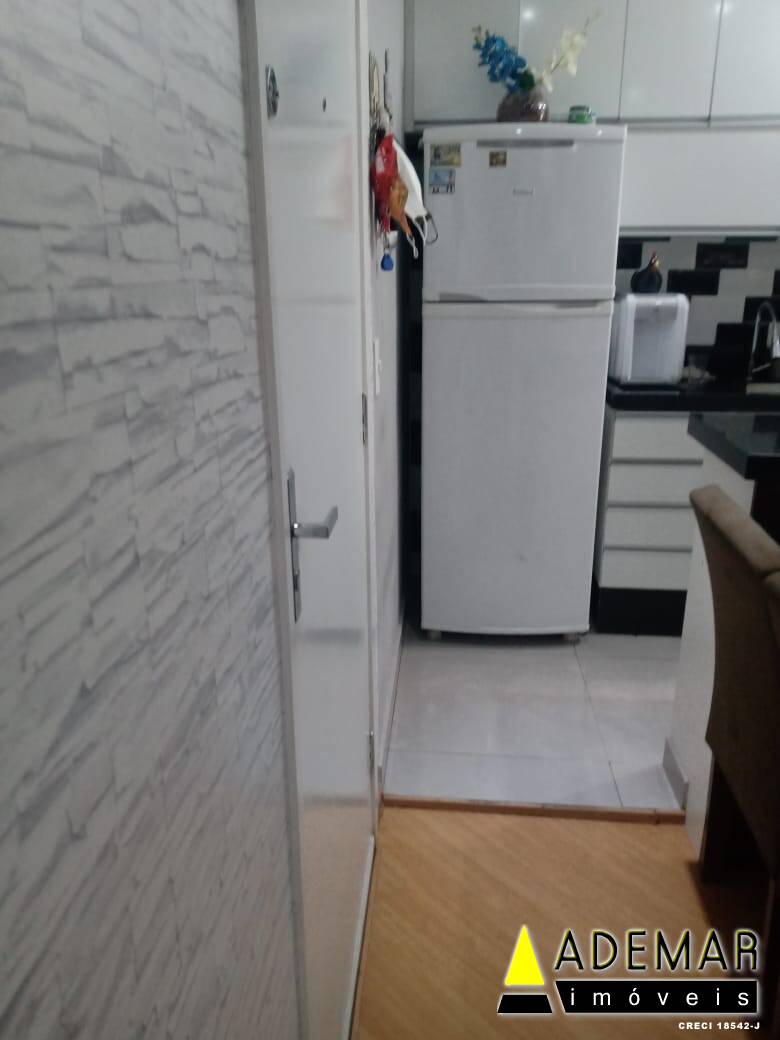 Apartamento à venda com 2 quartos, 43m² - Foto 4