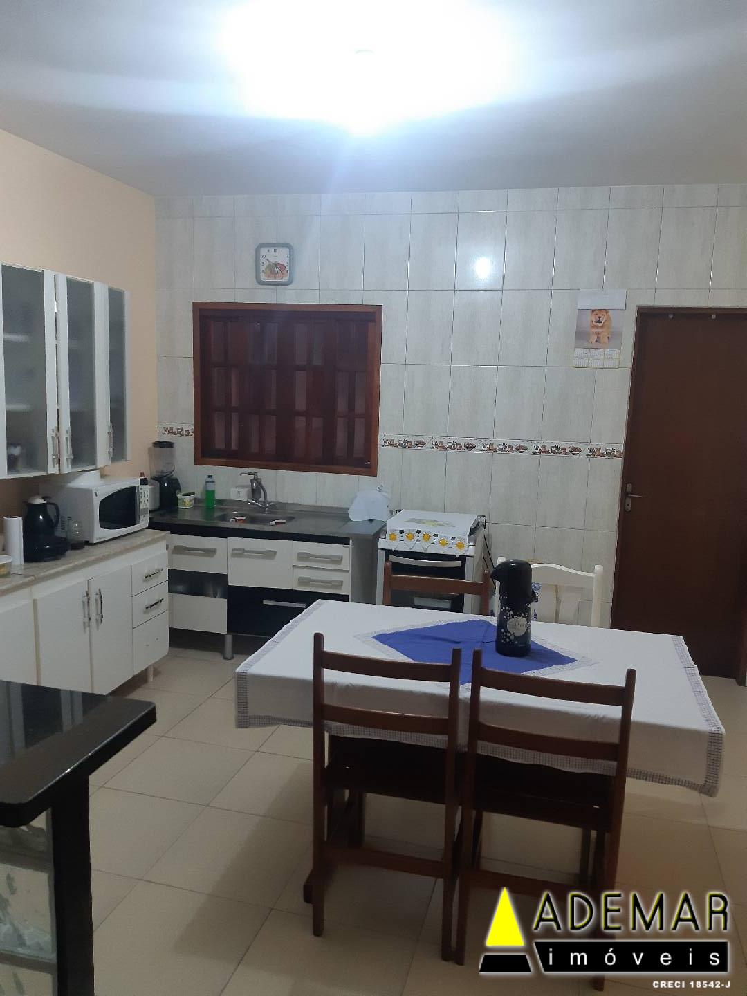 Casa à venda com 4 quartos, 170m² - Foto 7