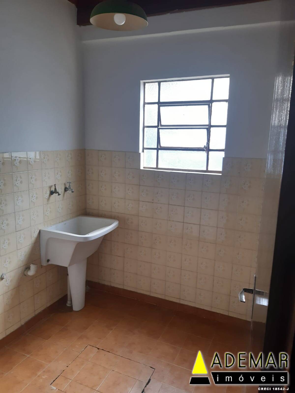 Casa à venda com 3 quartos, 450m² - Foto 8