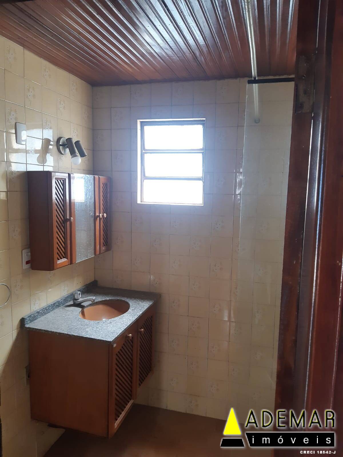 Casa à venda com 3 quartos, 450m² - Foto 11