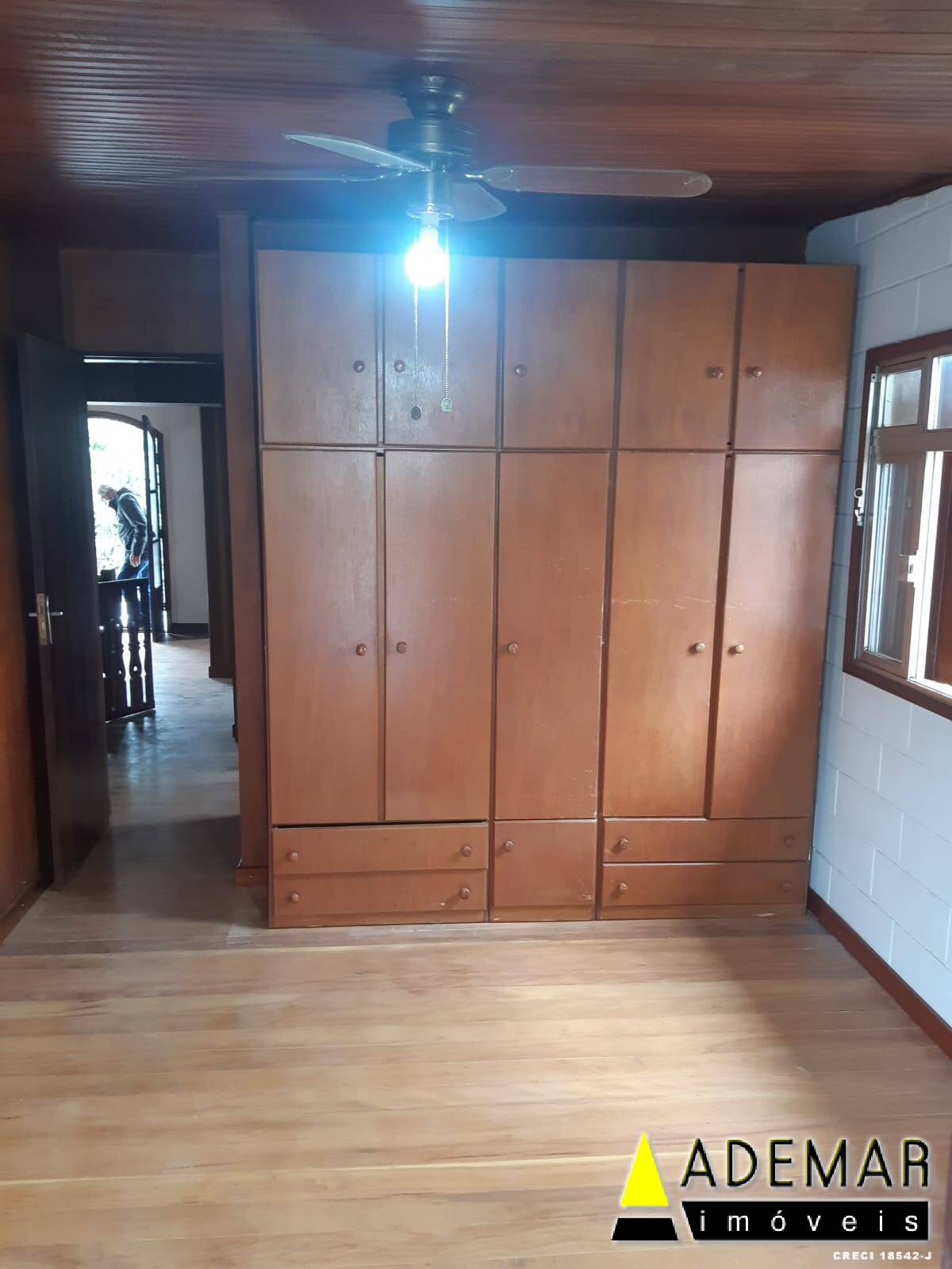 Casa à venda com 3 quartos, 450m² - Foto 14