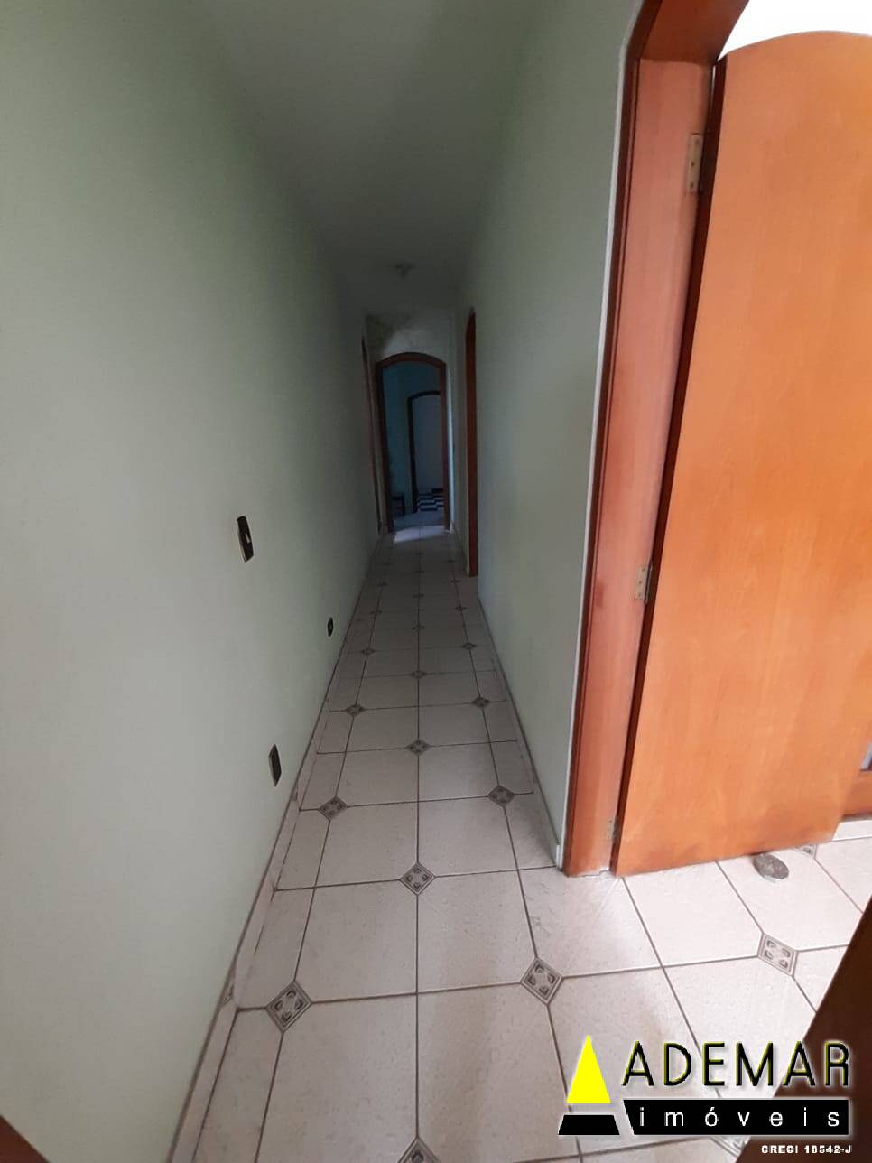 Casa à venda com 4 quartos, 270m² - Foto 10