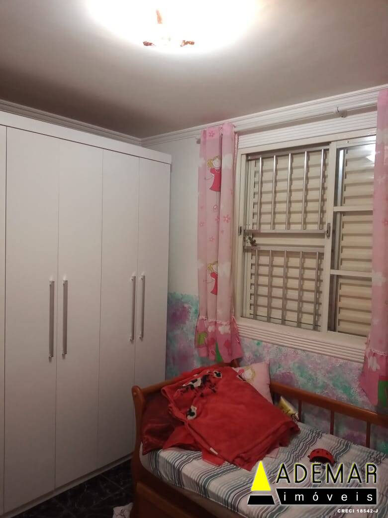 Apartamento à venda com 2 quartos, 55m² - Foto 2