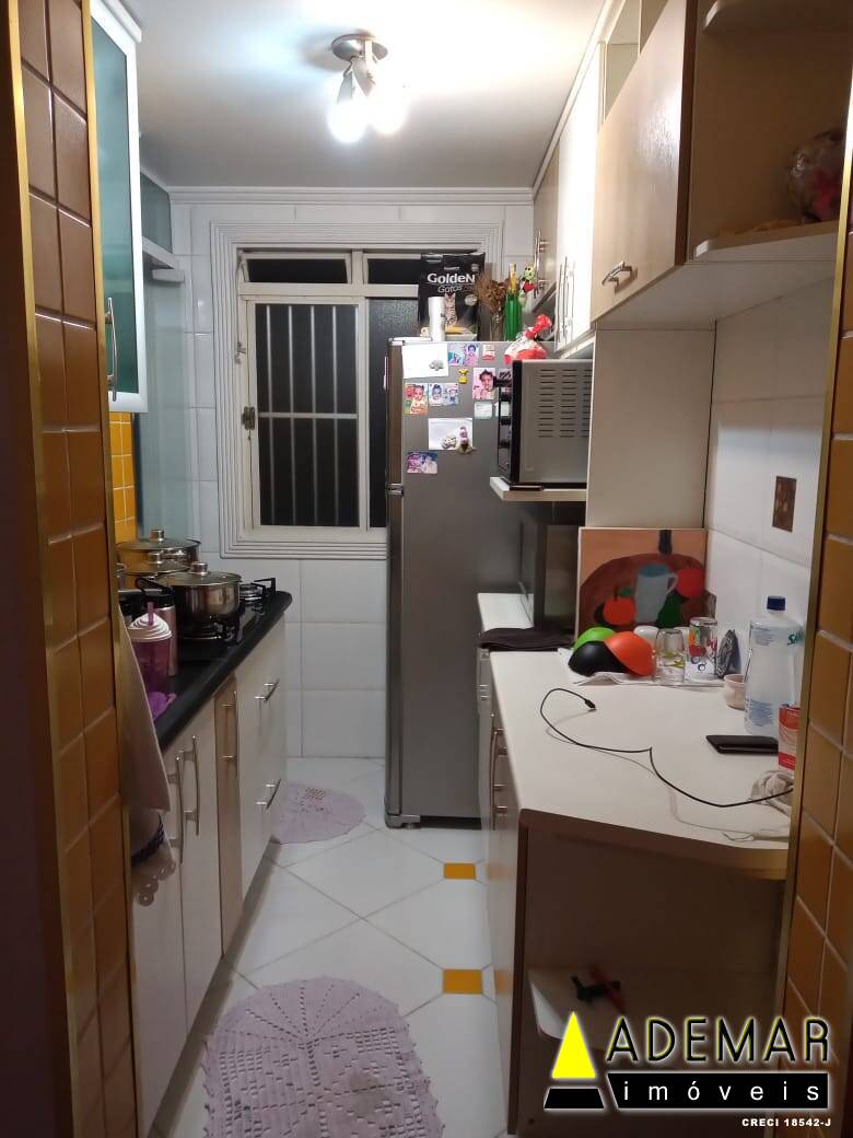 Apartamento à venda com 2 quartos, 55m² - Foto 3