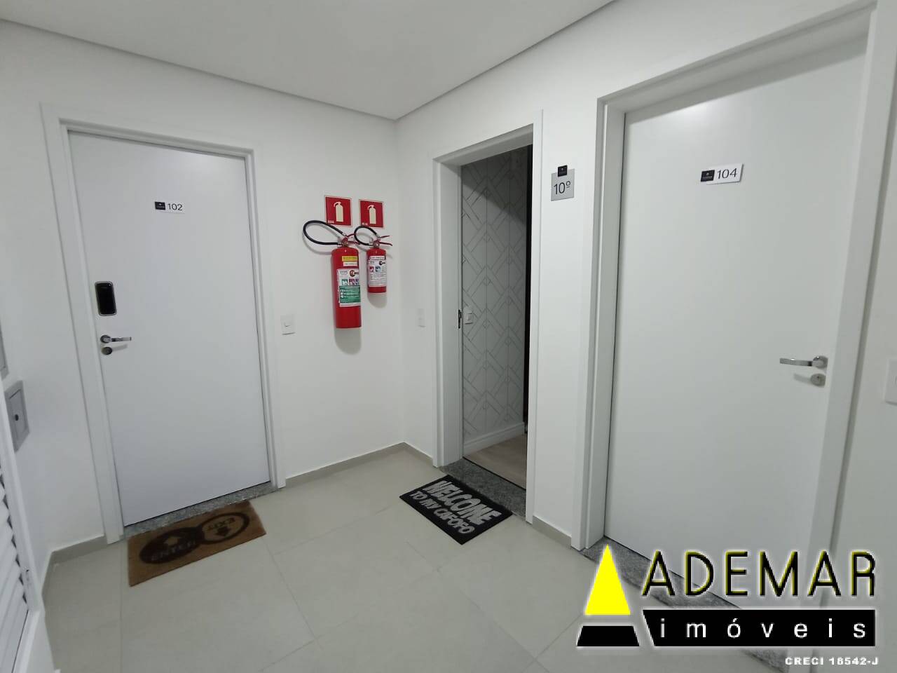 Apartamento à venda com 2 quartos, 56m² - Foto 3