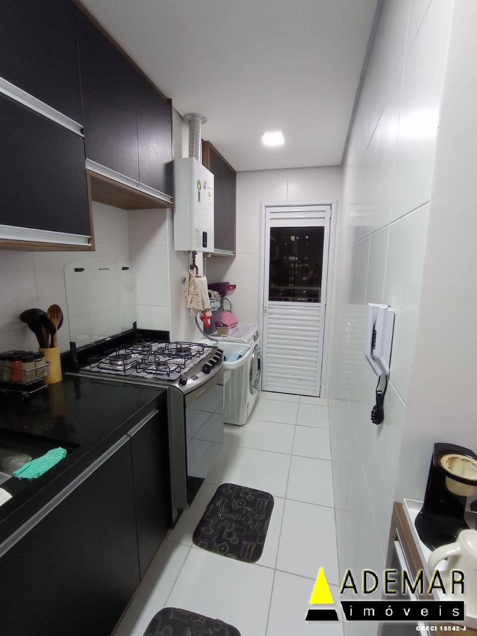 Apartamento à venda com 2 quartos, 56m² - Foto 6