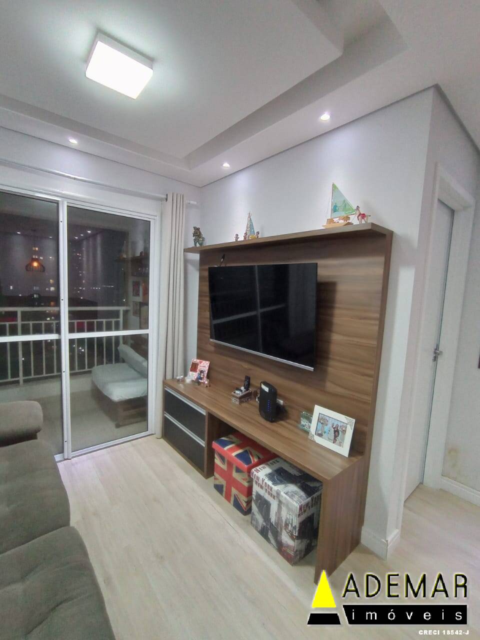 Apartamento à venda com 2 quartos, 56m² - Foto 10