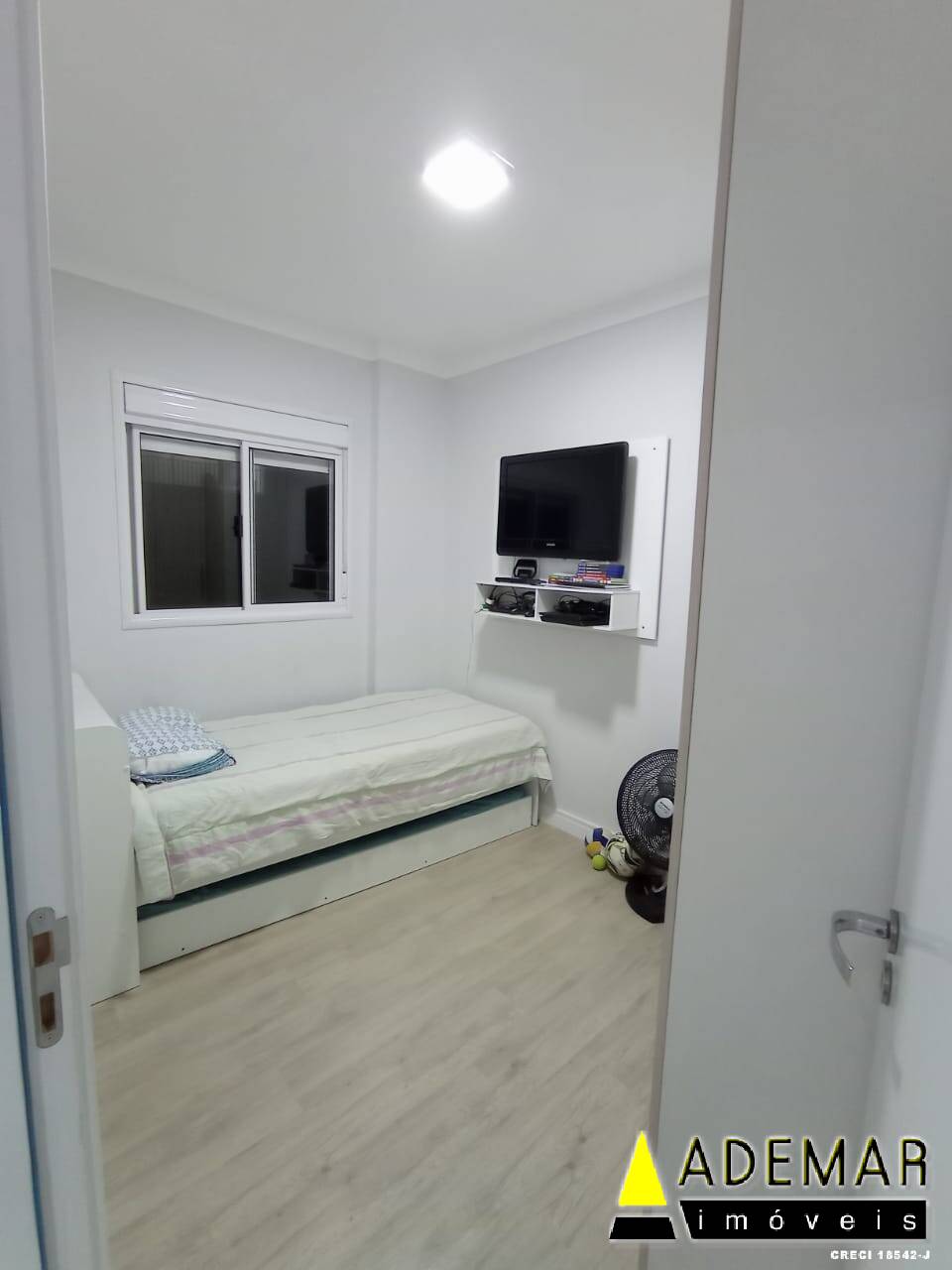 Apartamento à venda com 2 quartos, 56m² - Foto 23