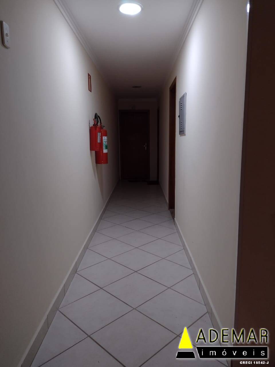 Apartamento à venda com 1 quarto, 58m² - Foto 1