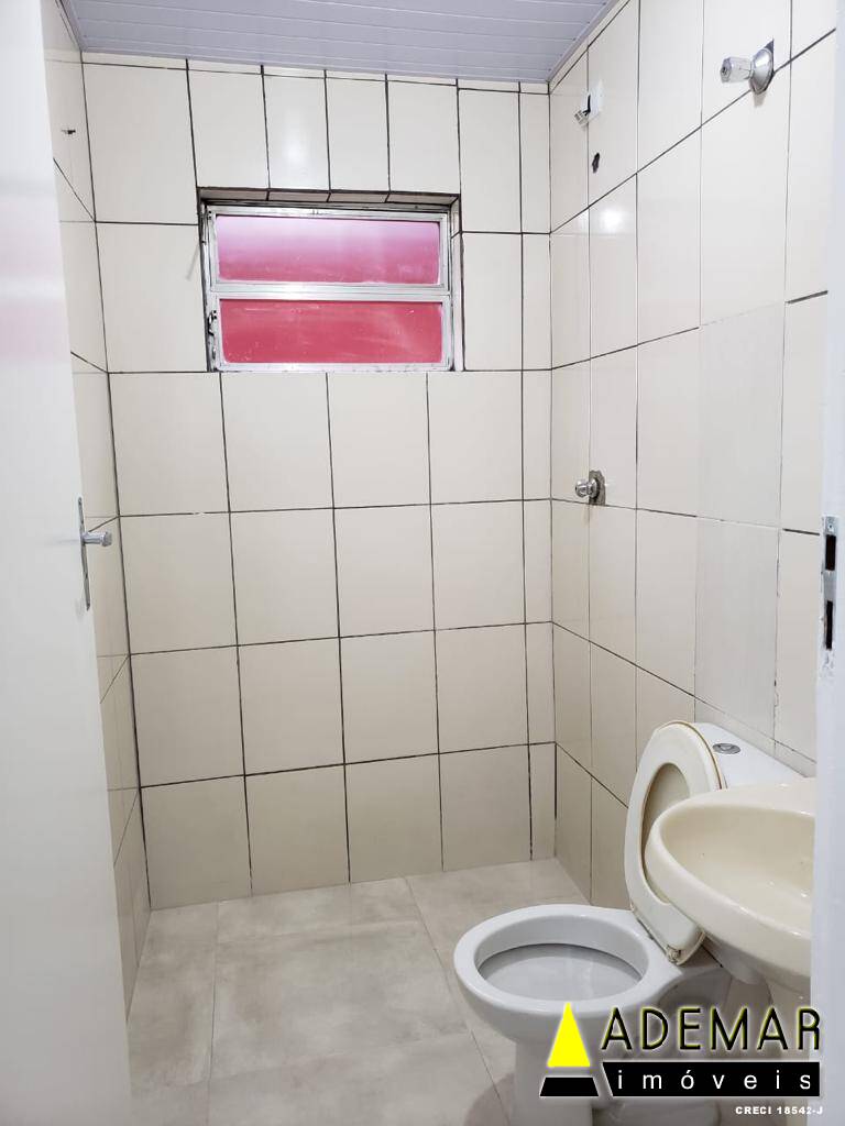 Casa à venda com 2 quartos, 250m² - Foto 13