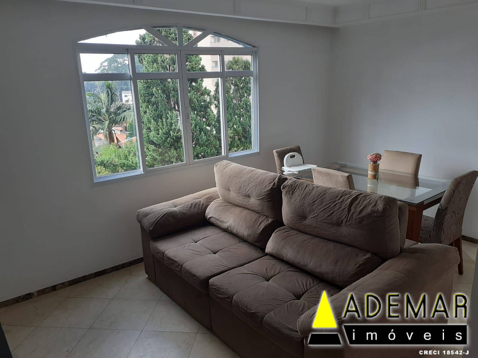 Apartamento à venda com 1 quarto, 63m² - Foto 4