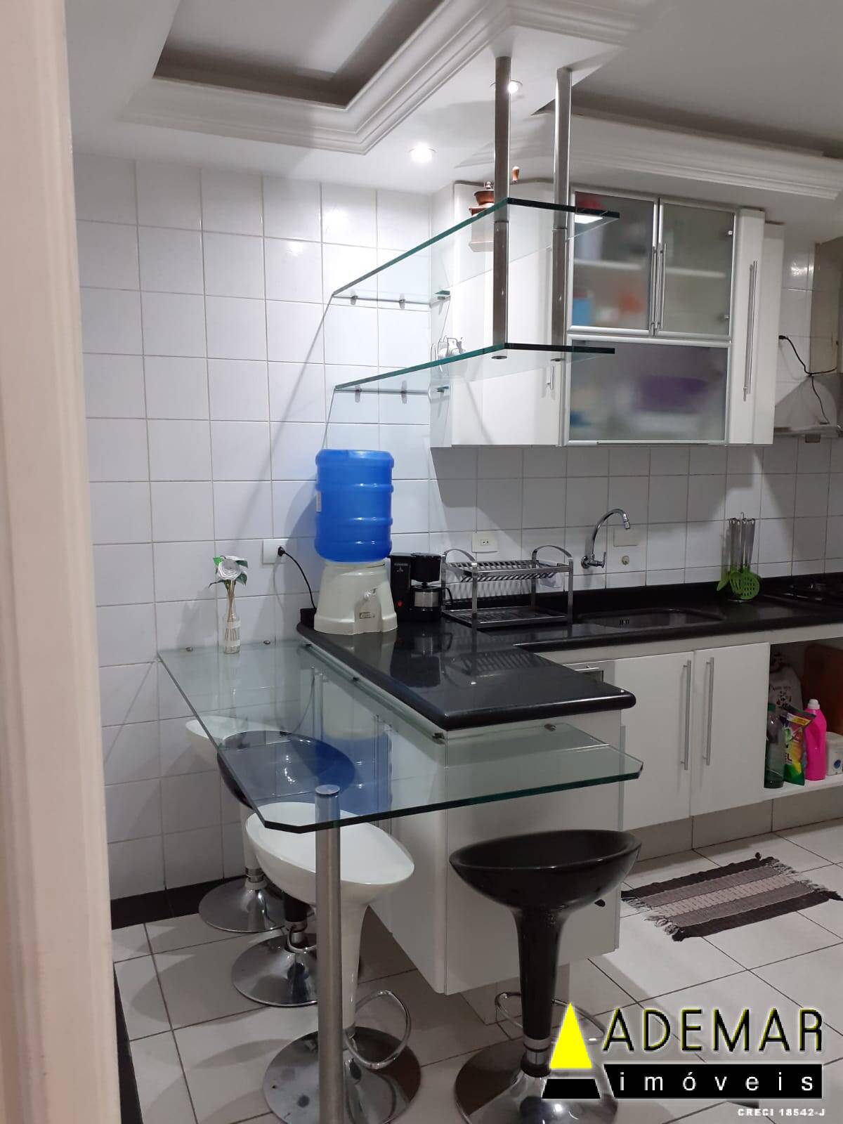 Apartamento à venda com 1 quarto, 63m² - Foto 11