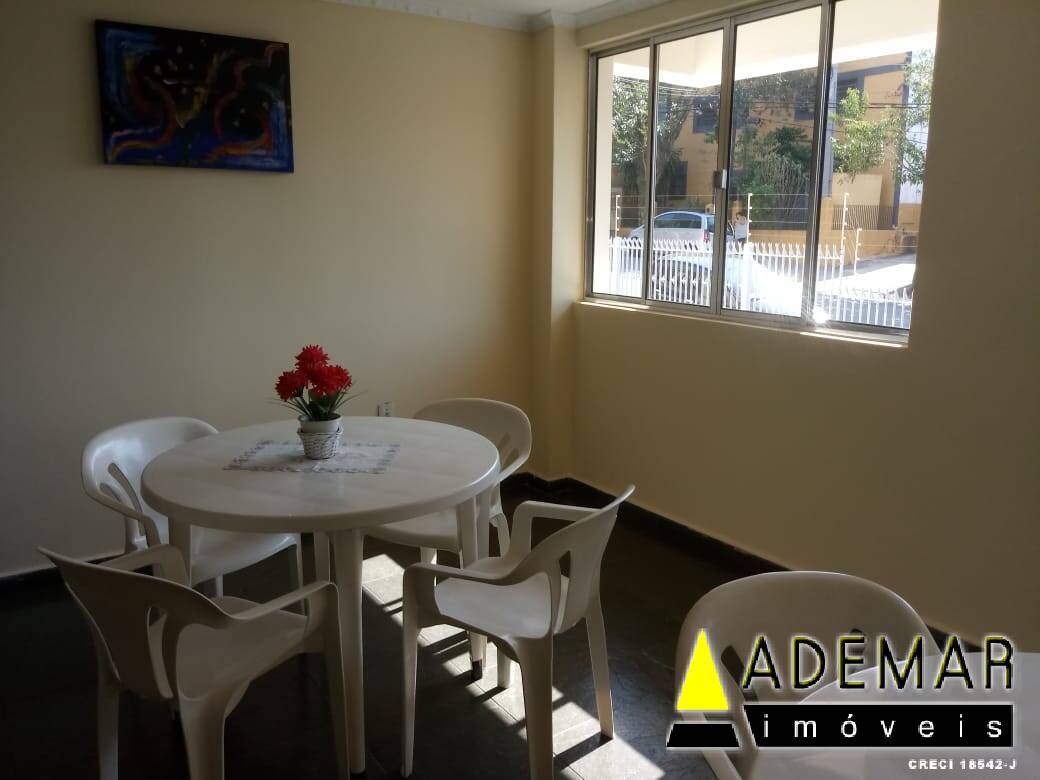 Apartamento à venda com 2 quartos, 70m² - Foto 6