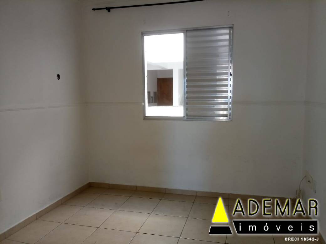 Apartamento à venda com 2 quartos, 70m² - Foto 11