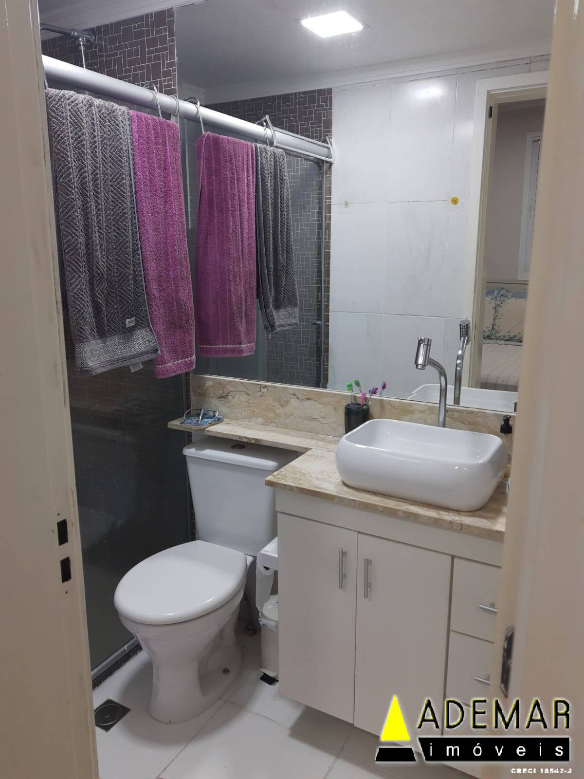 Apartamento à venda com 3 quartos, 63m² - Foto 7