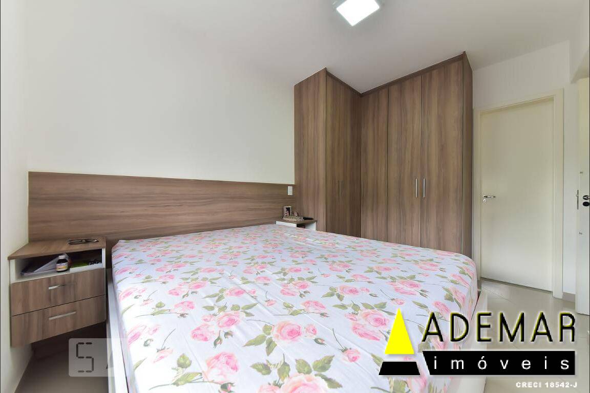 Apartamento à venda com 2 quartos, 65m² - Foto 15