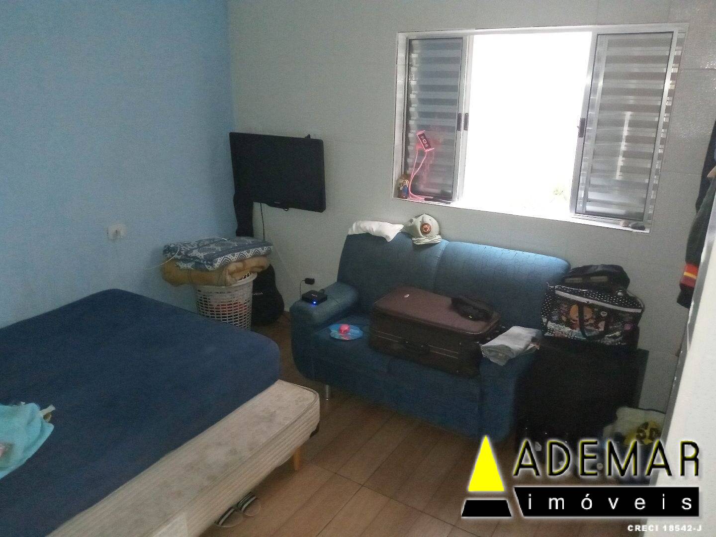 Casa à venda com 3 quartos, 250m² - Foto 4