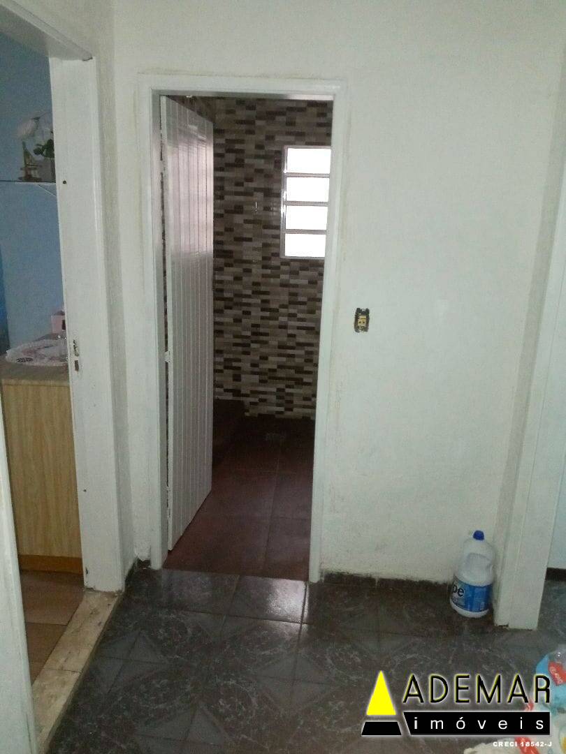 Casa à venda com 3 quartos, 250m² - Foto 13