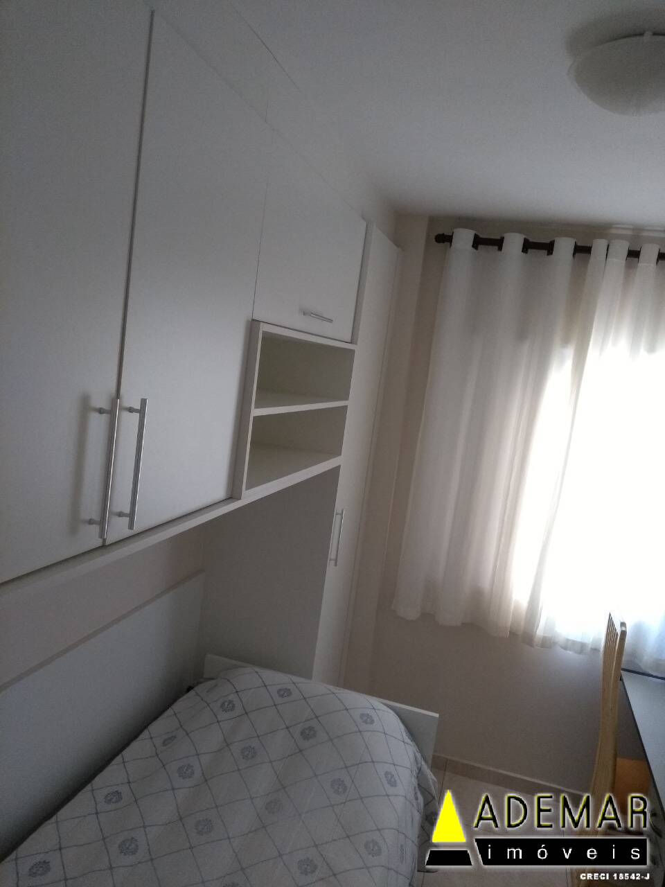 Apartamento à venda com 2 quartos, 67m² - Foto 4