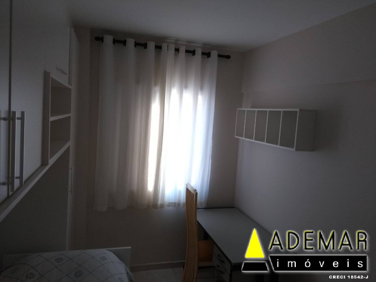 Apartamento à venda com 2 quartos, 67m² - Foto 9