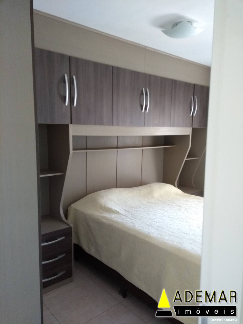 Apartamento à venda com 2 quartos, 67m² - Foto 8