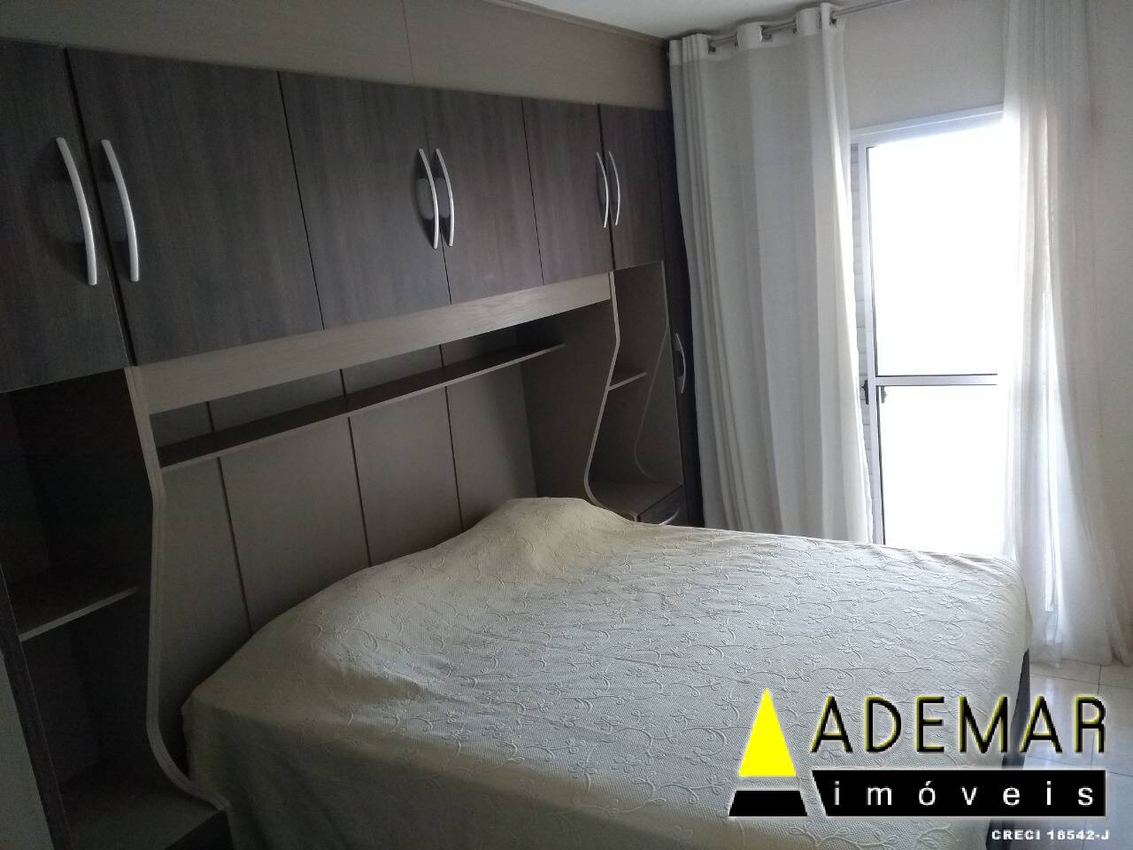 Apartamento à venda com 2 quartos, 67m² - Foto 11