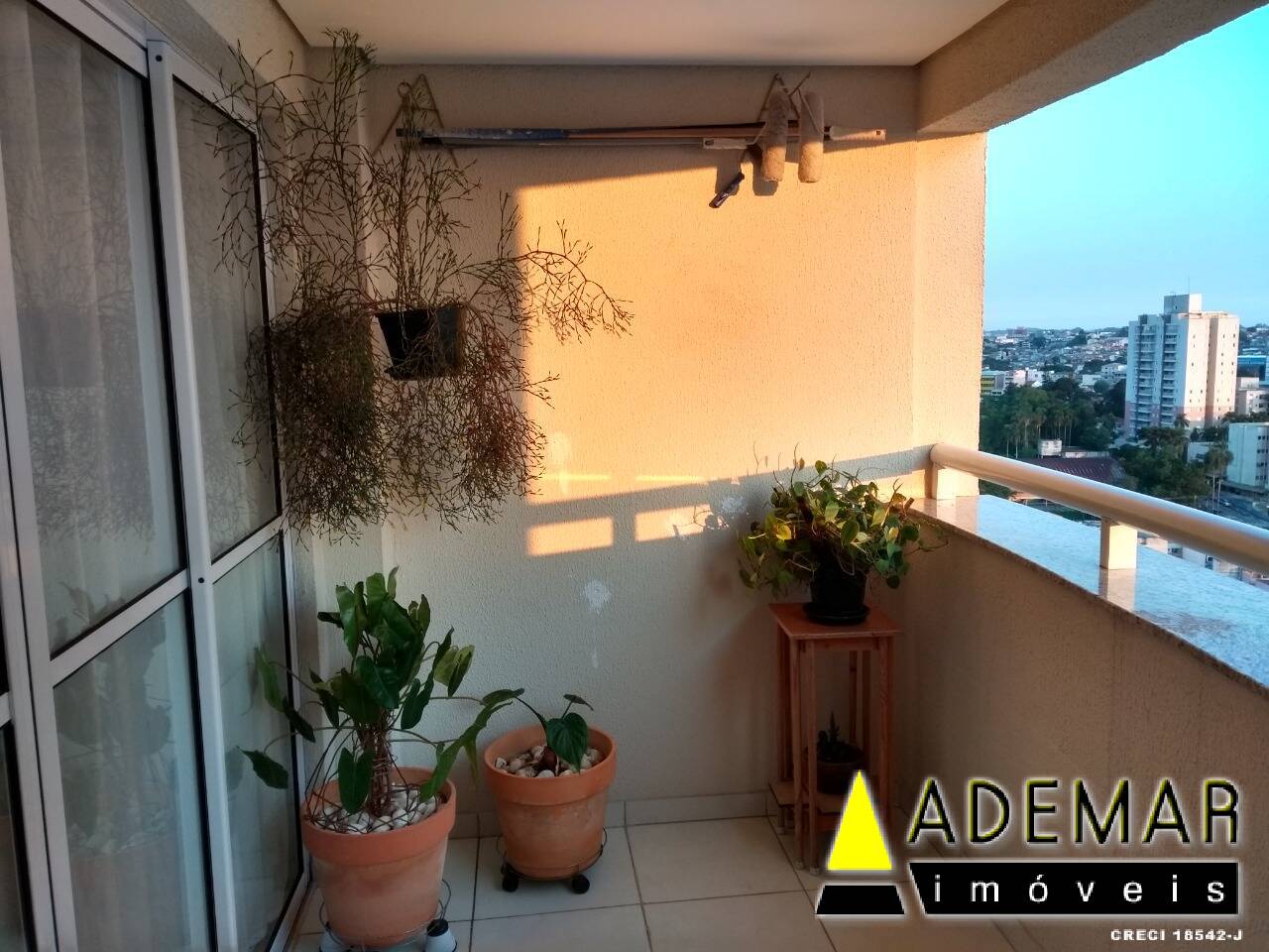 Apartamento à venda com 2 quartos, 67m² - Foto 32