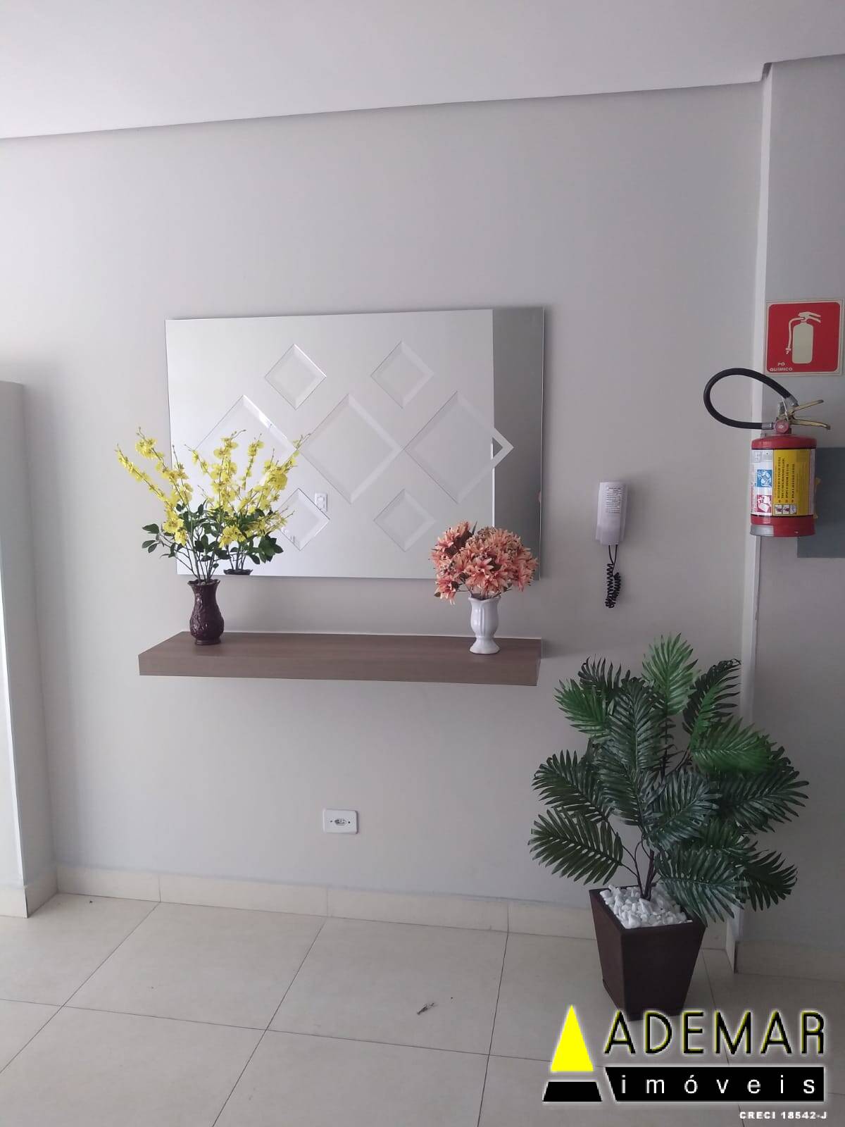 Apartamento à venda com 2 quartos, 48m² - Foto 11