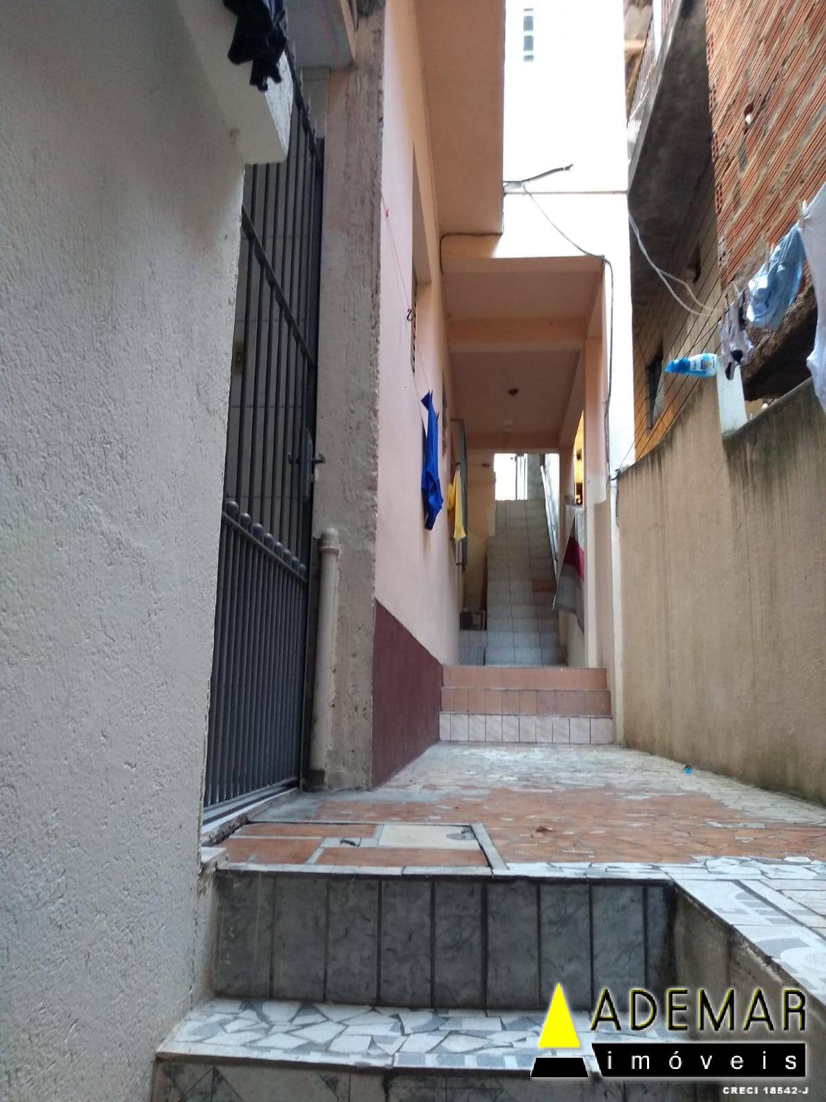 Casa à venda com 6 quartos, 400m² - Foto 7