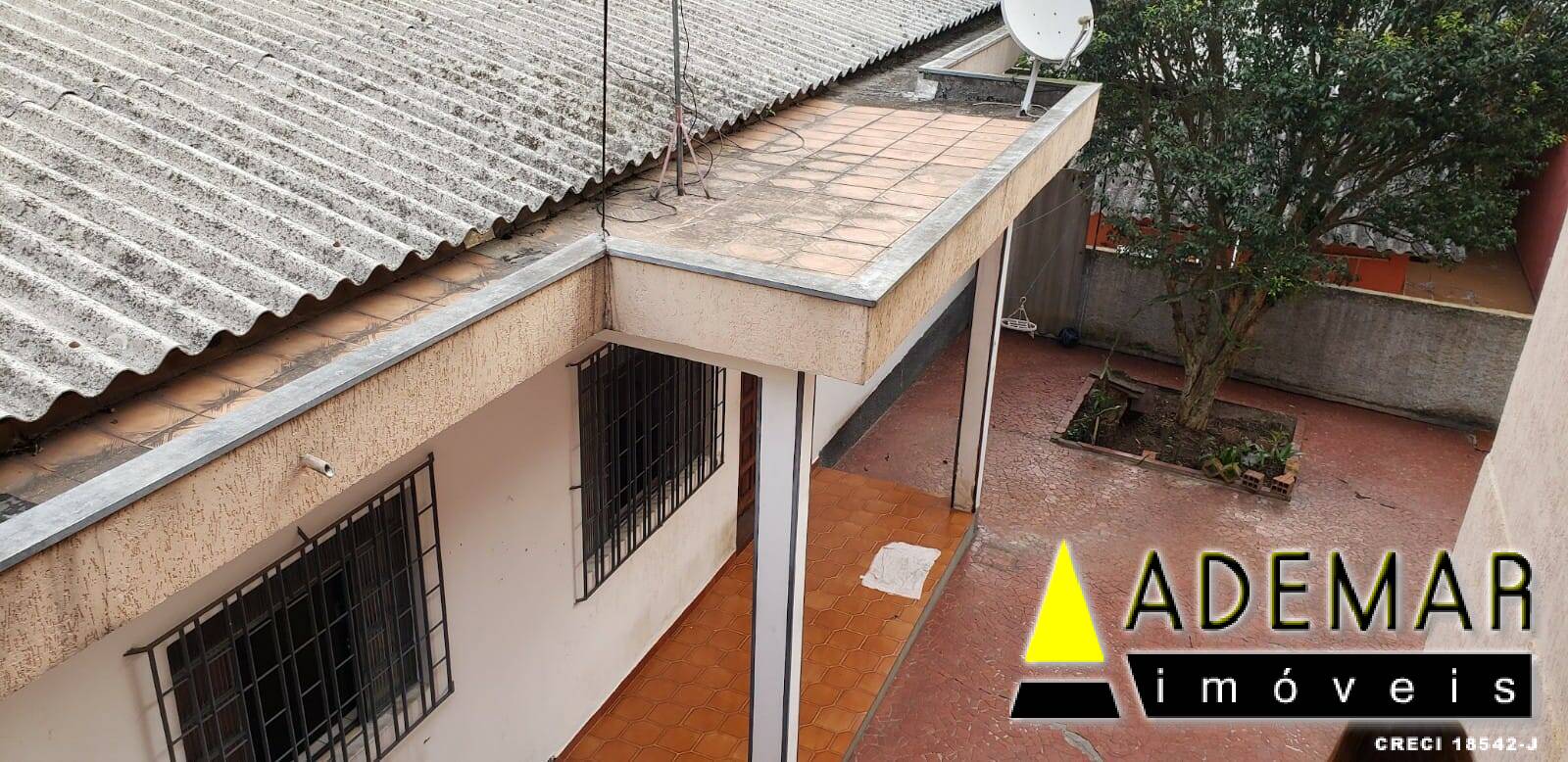 Casa à venda com 2 quartos, 140m² - Foto 10