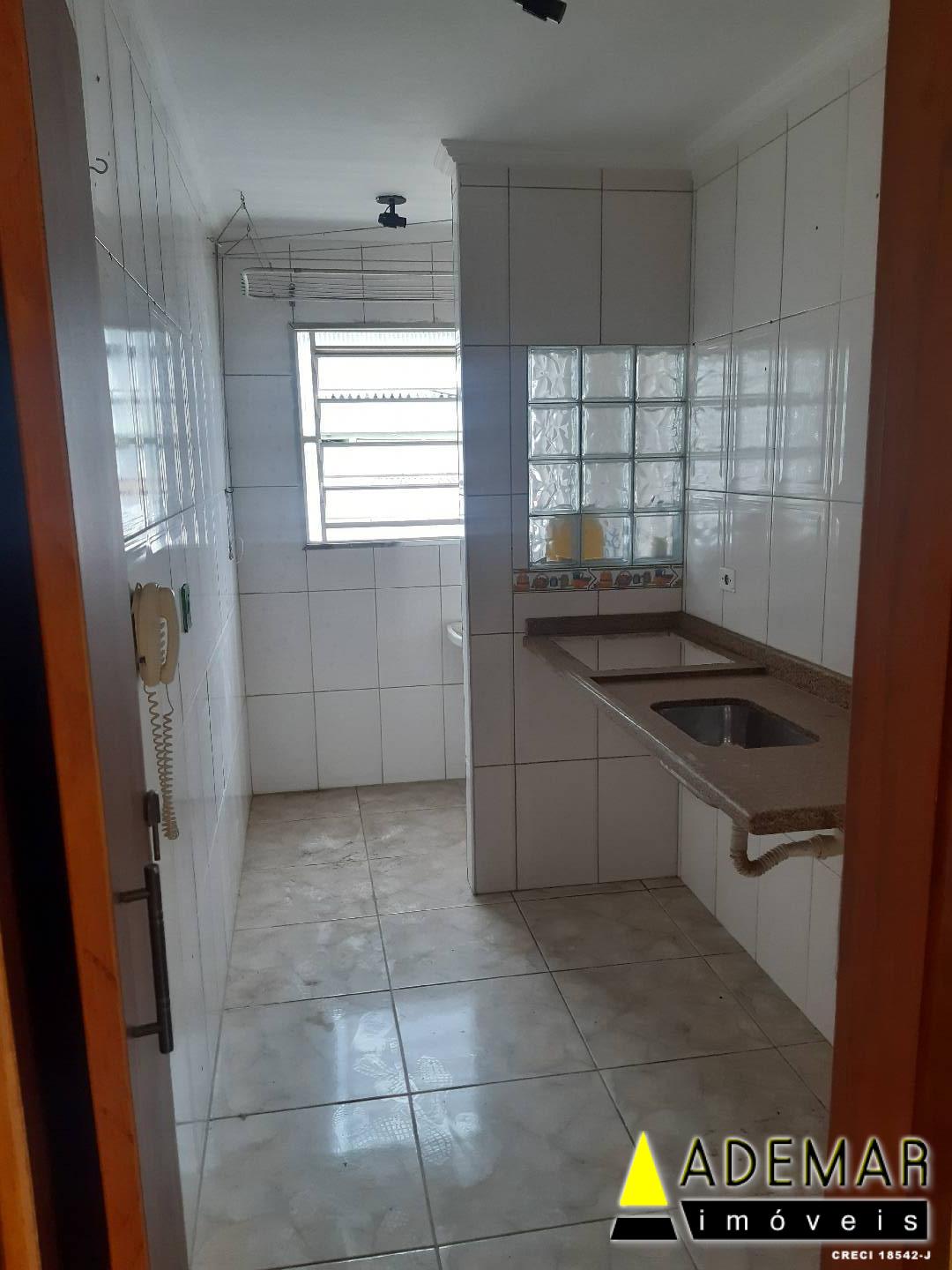 Apartamento à venda com 2 quartos, 45m² - Foto 1