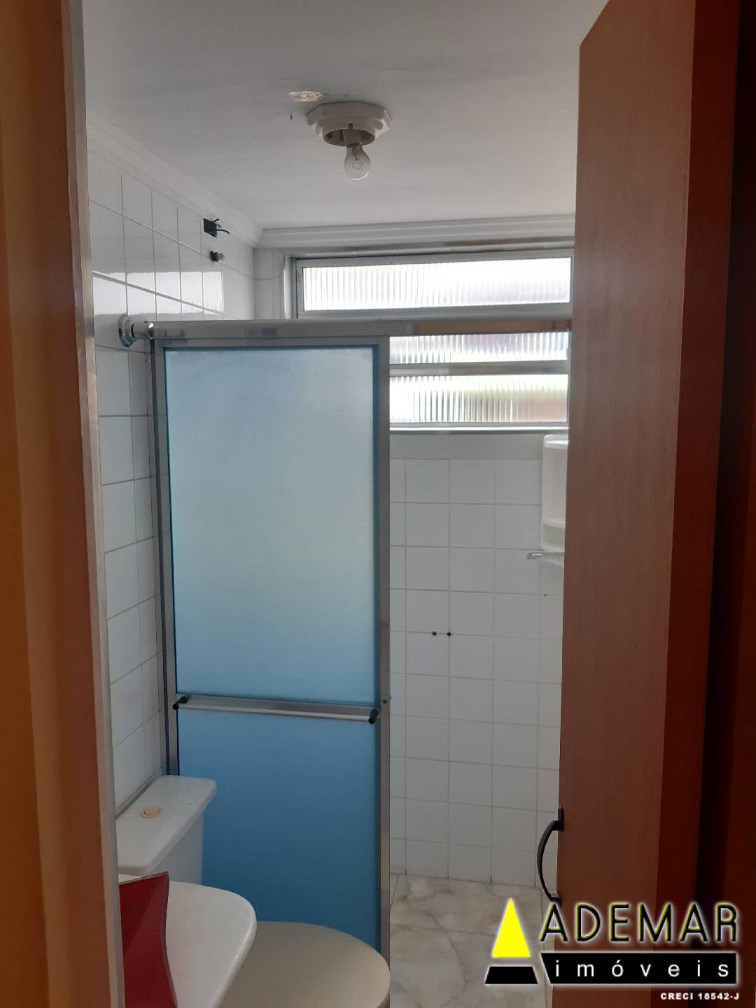 Apartamento à venda com 2 quartos, 45m² - Foto 2